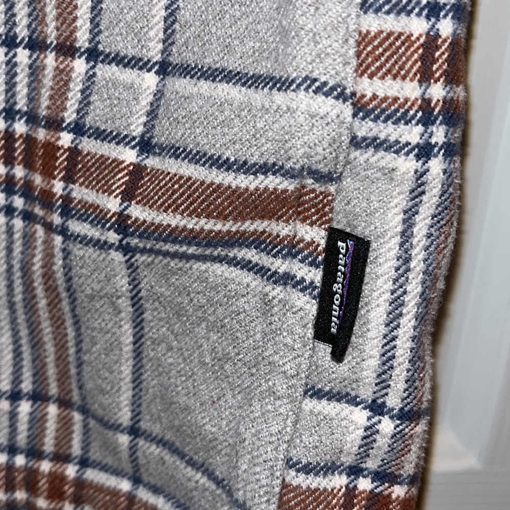 Patagonia Gray and Brown Plaid Button Down Shirt - Picture 3 of 4